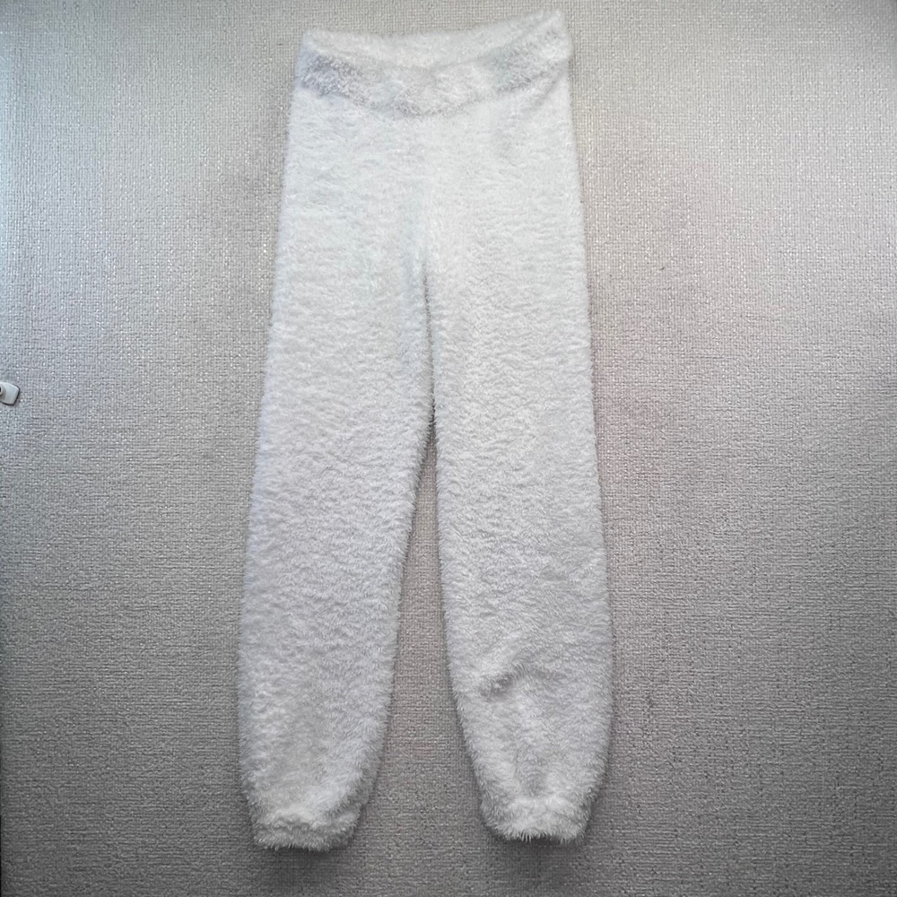 Aritzia The Group Babaton Fuzzy‎ Cozy Lounge Joggers White Women's Size Small